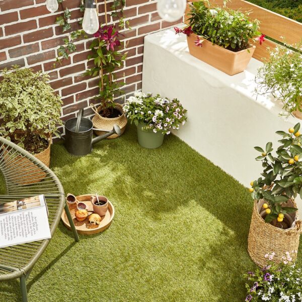 Gazon synthétique ép.7 mm l.2 x L.4 m vert 1 ton – Image 2