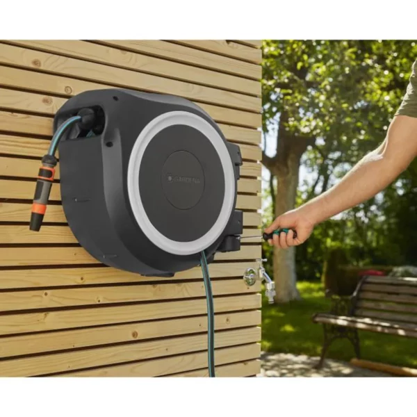 GARDENA Dévidoir automatique mural RollUp® L liseret blanc – Longueur 30m – Ø13mm – Kit complet – Garantie 5 ans (18627-20) – Image 4